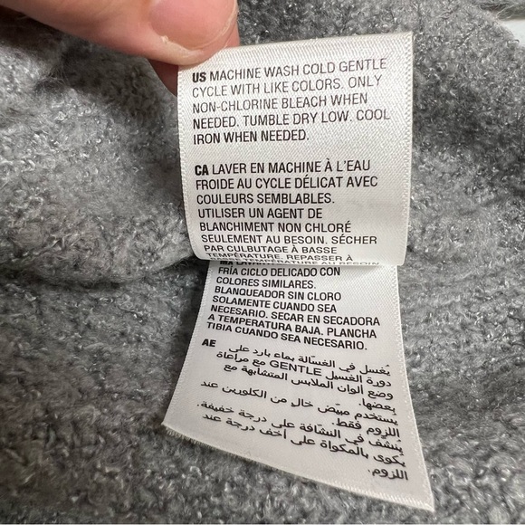 And Now This Gray Bubble Sleeves Sweater Size Small - Picture 6 of 7